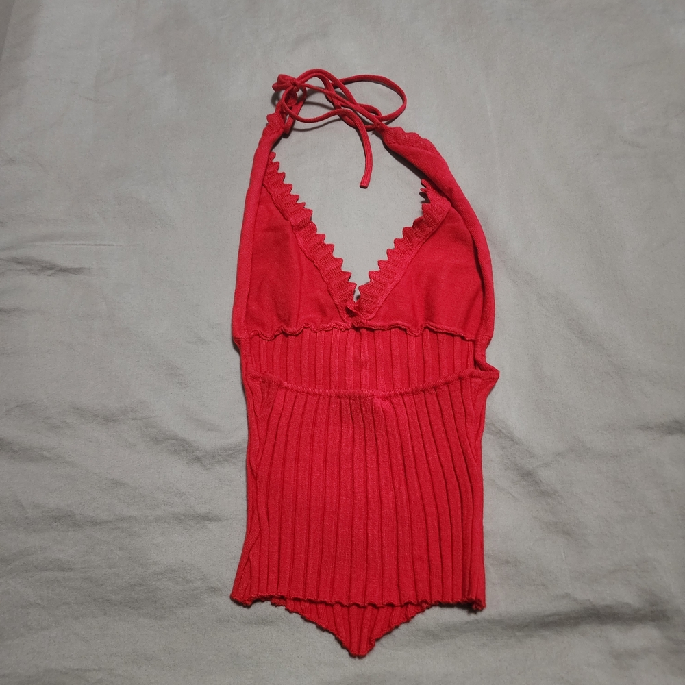 Red Halter Neck Ribbed Top - Picture 2 of 3